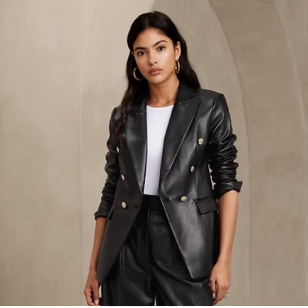 Banana Republic Leather Captain’s Blazer - Never Worn
Fall/Winter 2023 - Picture 2 of 8